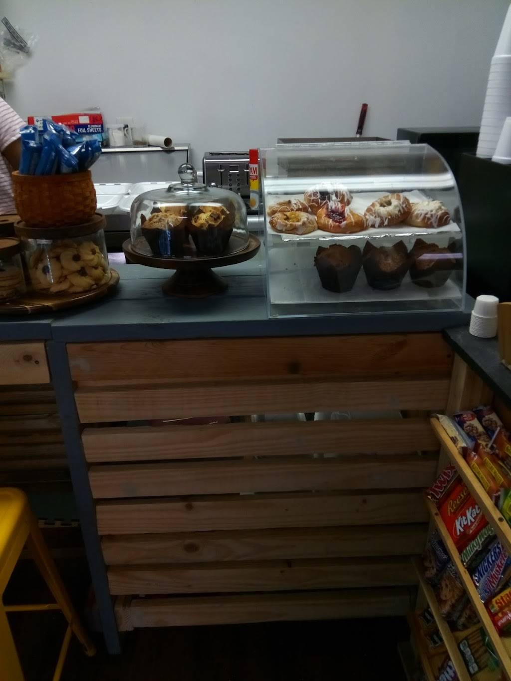 Shenis Cafe | meal takeaway | 5728 Major Blvd suite 105, Orlando, FL 32819, USA | 7865217402 OR +1 786-521-7402