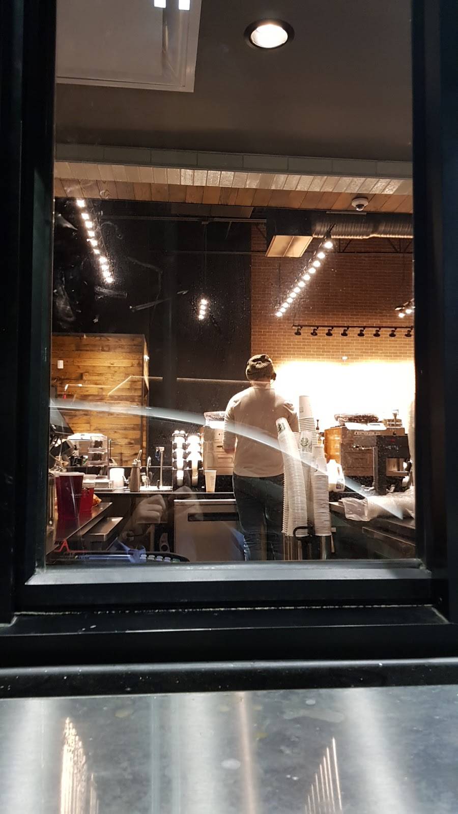 Starbucks | cafe | 12919 Campus Pkwy A, Noblesville, IN 46060, USA | 3176491672 OR +1 317-649-1672