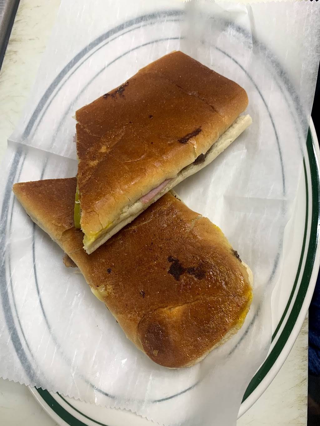 El Cubanito Miguel Restaurant | restaurant | 866 Kearny Ave, Kearny, NJ 07032, USA | 5515807414 OR +1 551-580-7414