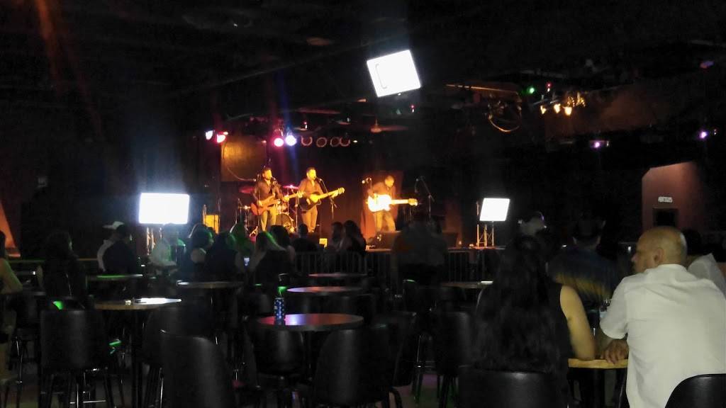 C Club | night club | 2445 Church Rd, Aurora, IL 60502, USA | 6308517028 OR +1 630-851-7028