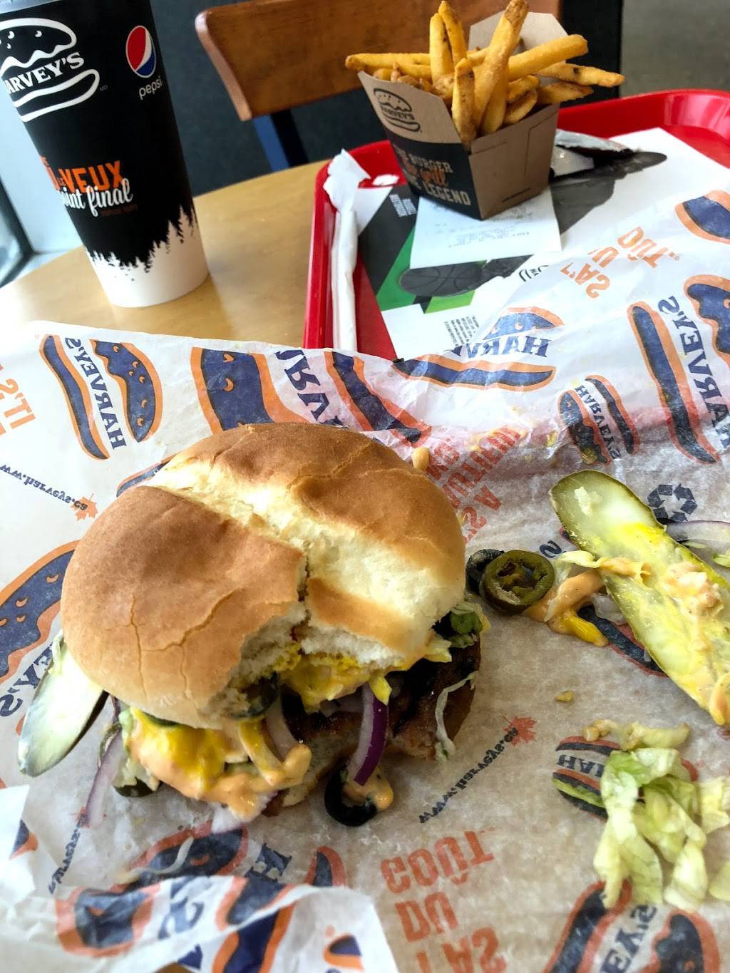 Harveys | restaurant | Home Depot, 1900 Baseline Rd, Ottawa, ON K2C 0C6, Canada | 6137270523 OR +1 613-727-0523