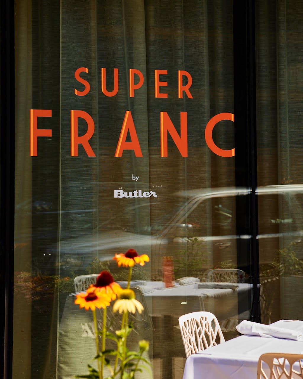 Super Franc | restaurant | 127 W Huron St, Chicago, IL 60654, USA | 3127540700 OR +1 312-754-0700