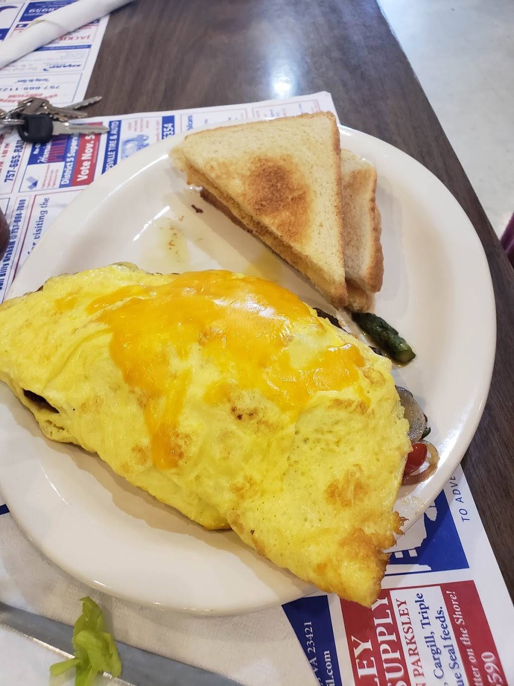 Club Car Cafe | restaurant | 18497 Dunne Ave, Parksley, VA 23421, USA | 7576657822 OR +1 757-665-7822