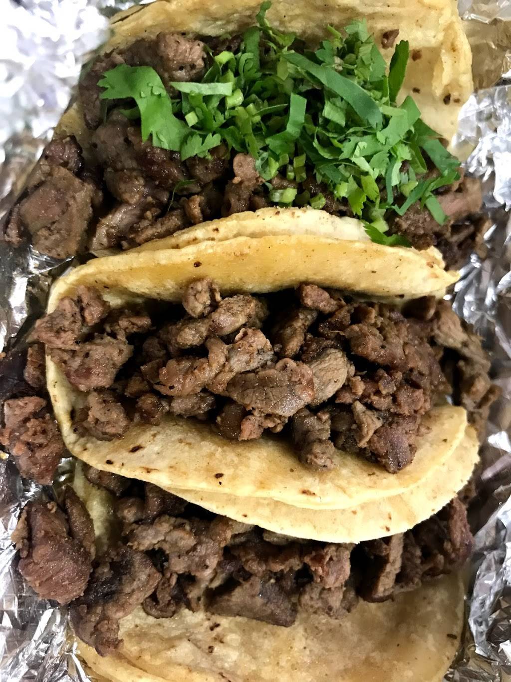 Tacos los viejones | restaurant | 90 W 84th Ave, Denver, CO 80260, USA | 7205778381 OR +1 720-577-8381