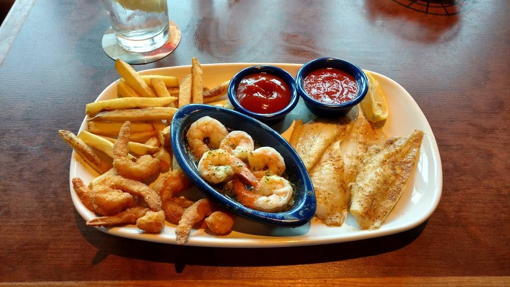 Red Lobster | restaurant | 3510 New Center Point, Colorado Springs, CO 80922, USA | 7195969057 OR +1 719-596-9057