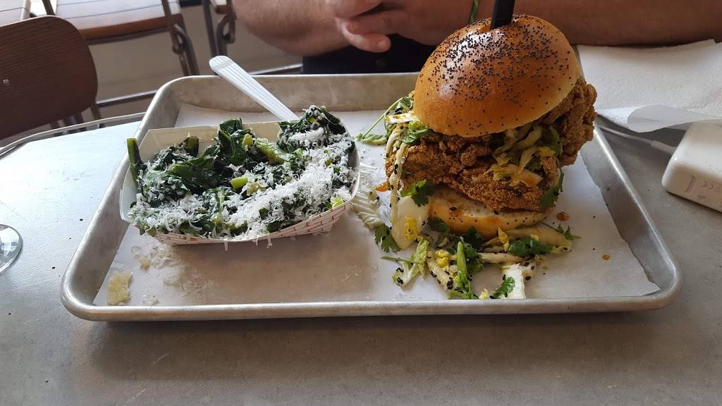 F.L.X. Fry Bird | restaurant | 18 Linden St, Geneva, NY 14456, USA | 3157891613 OR +1 315-789-1613