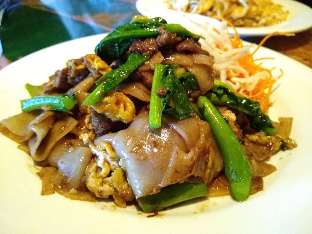 Lime Leaf | restaurant | 1958 Rio Hill Center, Charlottesville, VA 22901, USA | 4342458884 OR +1 434-245-8884