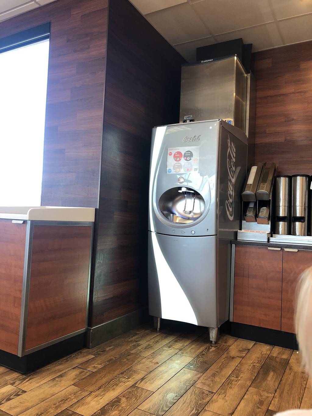 Wendys | restaurant | 3815 SW Loop 820, Fort Worth, TX 76133, USA | 8179539452 OR +1 817-953-9452