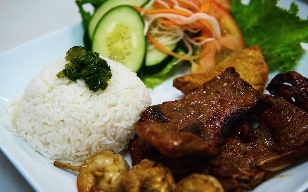 Pho Viet and Seafood | restaurant | 7146 E Independence Blvd Ste F, Charlotte, NC 28227, USA | 9802070411 OR +1 980-207-0411