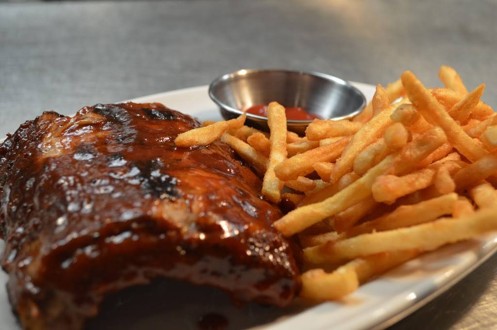 Sams Place Belle Meade | restaurant | 6051 TN-100, Nashville, TN 37205, USA | 6159286577 OR +1 615-928-6577