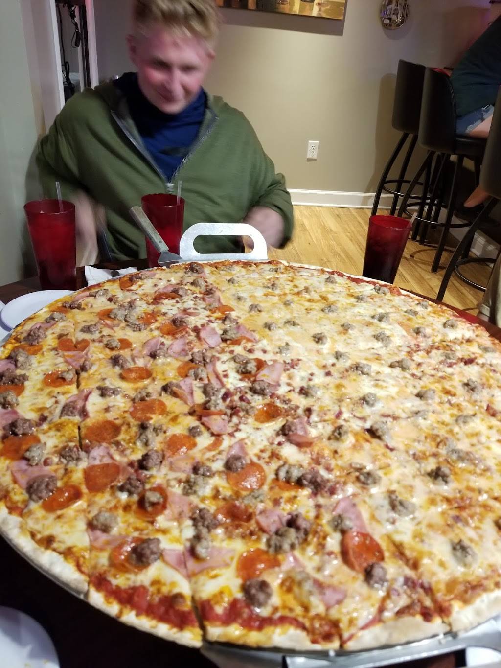 Big Rys Pizzeria | restaurant | 27574 State Hwy Y, Rocky Mount, MO 65072, USA | 5733925271 OR +1 573-392-5271