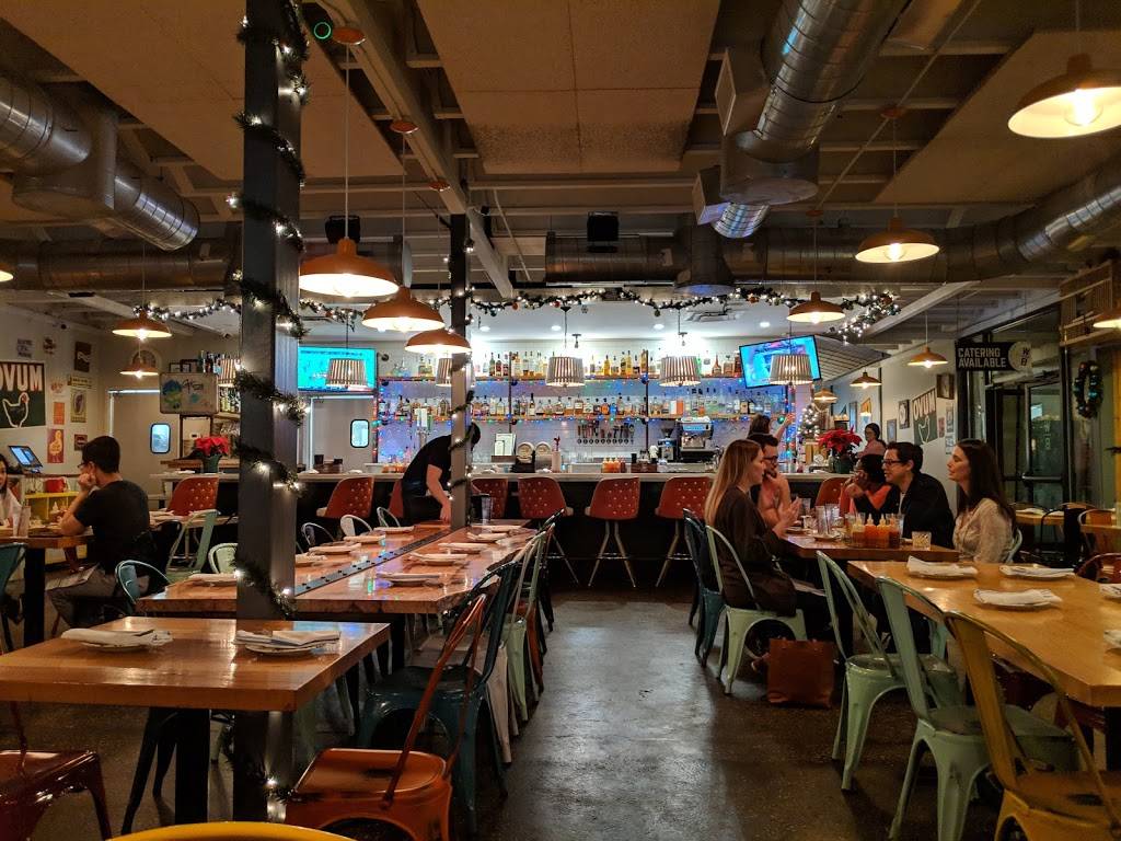 Whistle Britches | restaurant | 6110 Frankford Rd, Dallas, TX 75252, USA | 9725908991 OR +1 972-590-8991