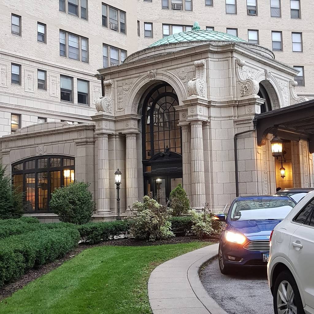 Piccolo Mondo | restaurant | 1642 E 56th St #1, Chicago, IL 60637, USA | 7736431106 OR +1 773-643-1106