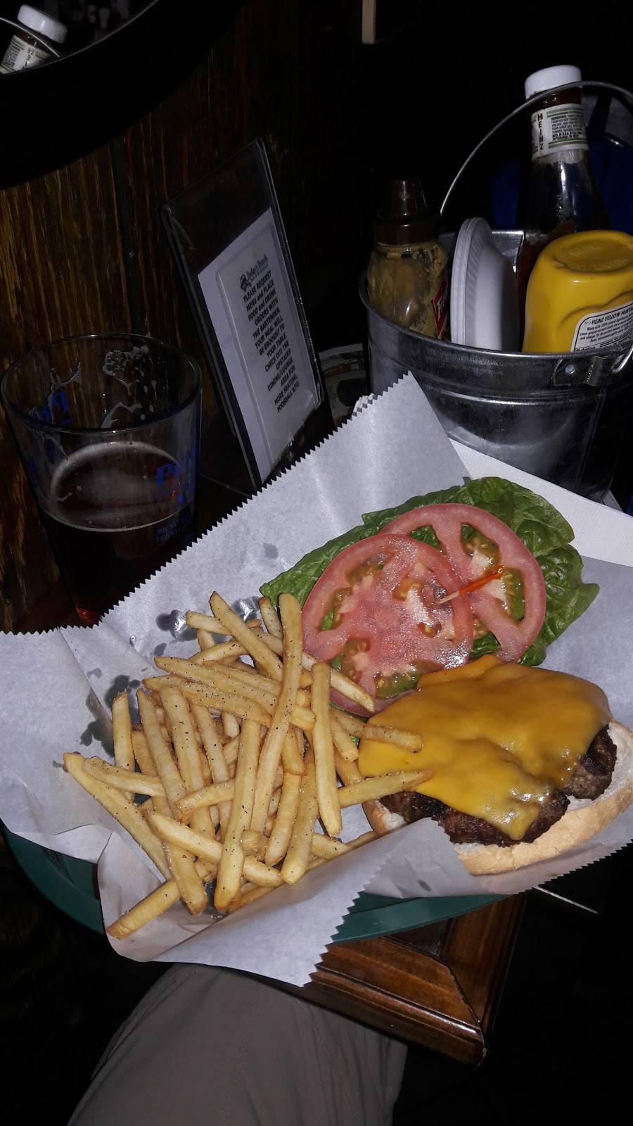 The Judges Bench | restaurant | 8385 Main St, Ellicott City, MD 21043, USA | 4104653497 OR +1 410-465-3497