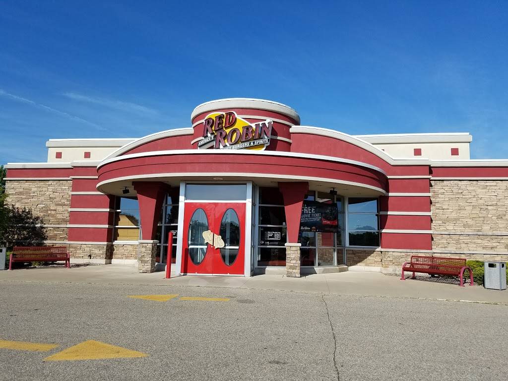Red Robin Gourmet Burgers and Brews | restaurant | 3379 W Shore Dr, Holland, MI 49424, USA | 6169949855 OR +1 616-994-9855