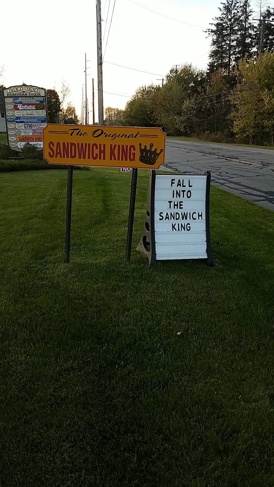 Original Sandwich King | restaurant | 9953 E Washington St, Chagrin Falls, OH 44023, USA | 4407080391 OR +1 440-708-0391