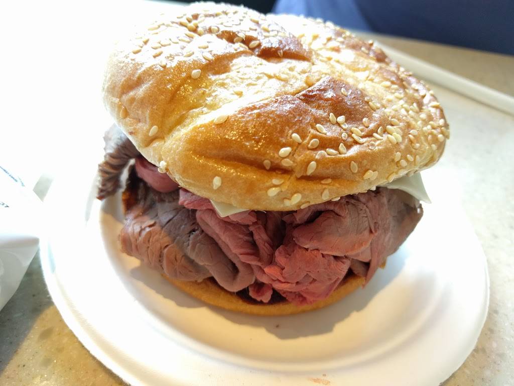 Kellys Roast Beef | restaurant | 35 Revere Beach Pkwy, Medford, MA 02155, USA | 7813934899 OR +1 781-393-4899