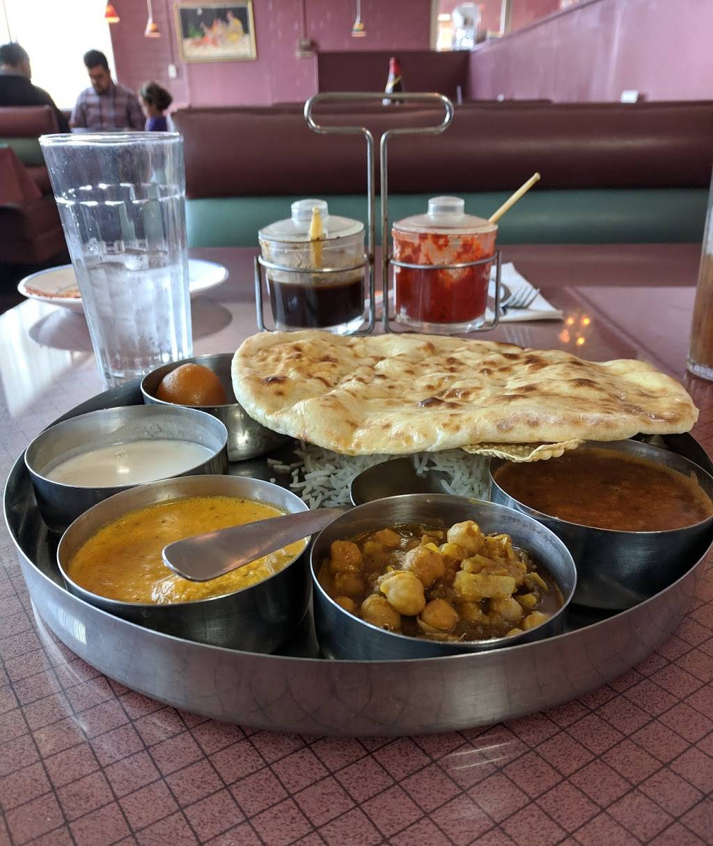 Golden India Restaurant | meal delivery | 2837 Fairlawn Dr, Winston-Salem, NC 27106, USA | 3367770004 OR +1 336-777-0004