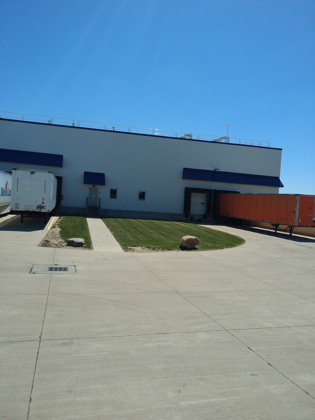 White Castle Distributing | restaurant | 1614 Capstone Way, Vandalia, OH 45377, USA | 9378905474 OR +1 937-890-5474