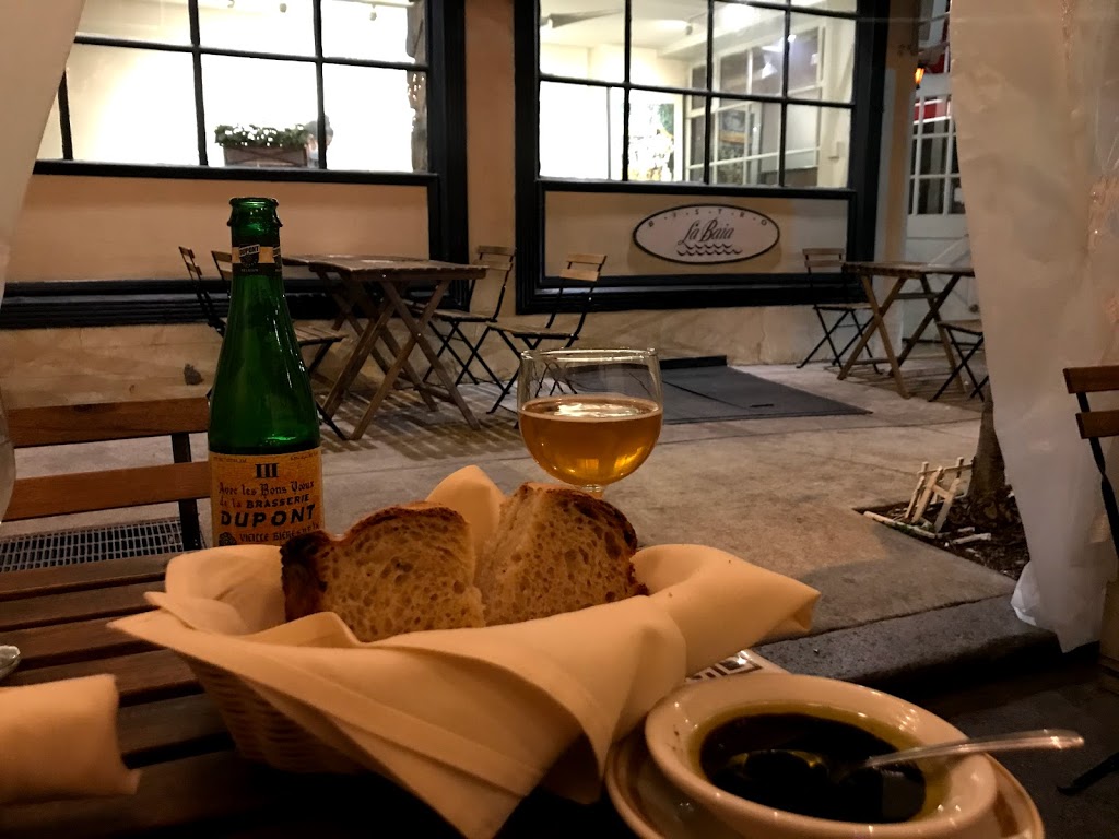 Bistro La Baia BYOB | restaurant | 1700 Lombard St, Philadelphia, PA 19146, USA | 2676871561 OR +1 267-687-1561