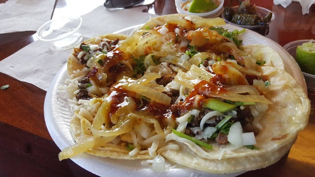 El Faro Taco | restaurant | 13261 Maclay St, San Fernando, CA 91340, USA | 8183613202 OR +1 818-361-3202