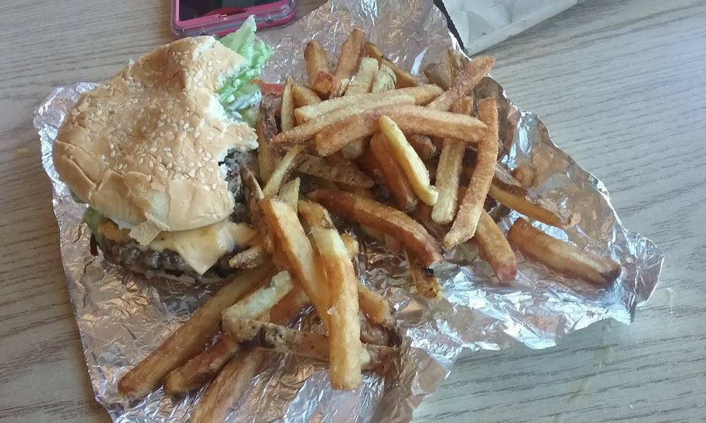 Five Guys | meal takeaway | 1015 Ocean Beach Hwy, Longview, WA 98632, USA | 3604258859 OR +1 360-425-8859