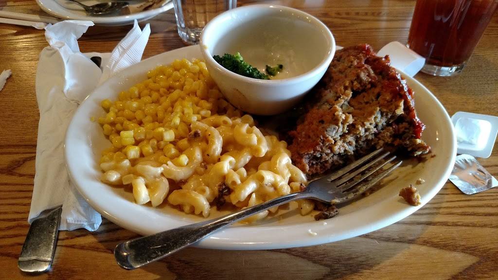 Cracker Barrel Old Country Store | restaurant | 105 W Leffel Ln, Springfield, OH 45506, USA | 9373258221 OR +1 937-325-8221