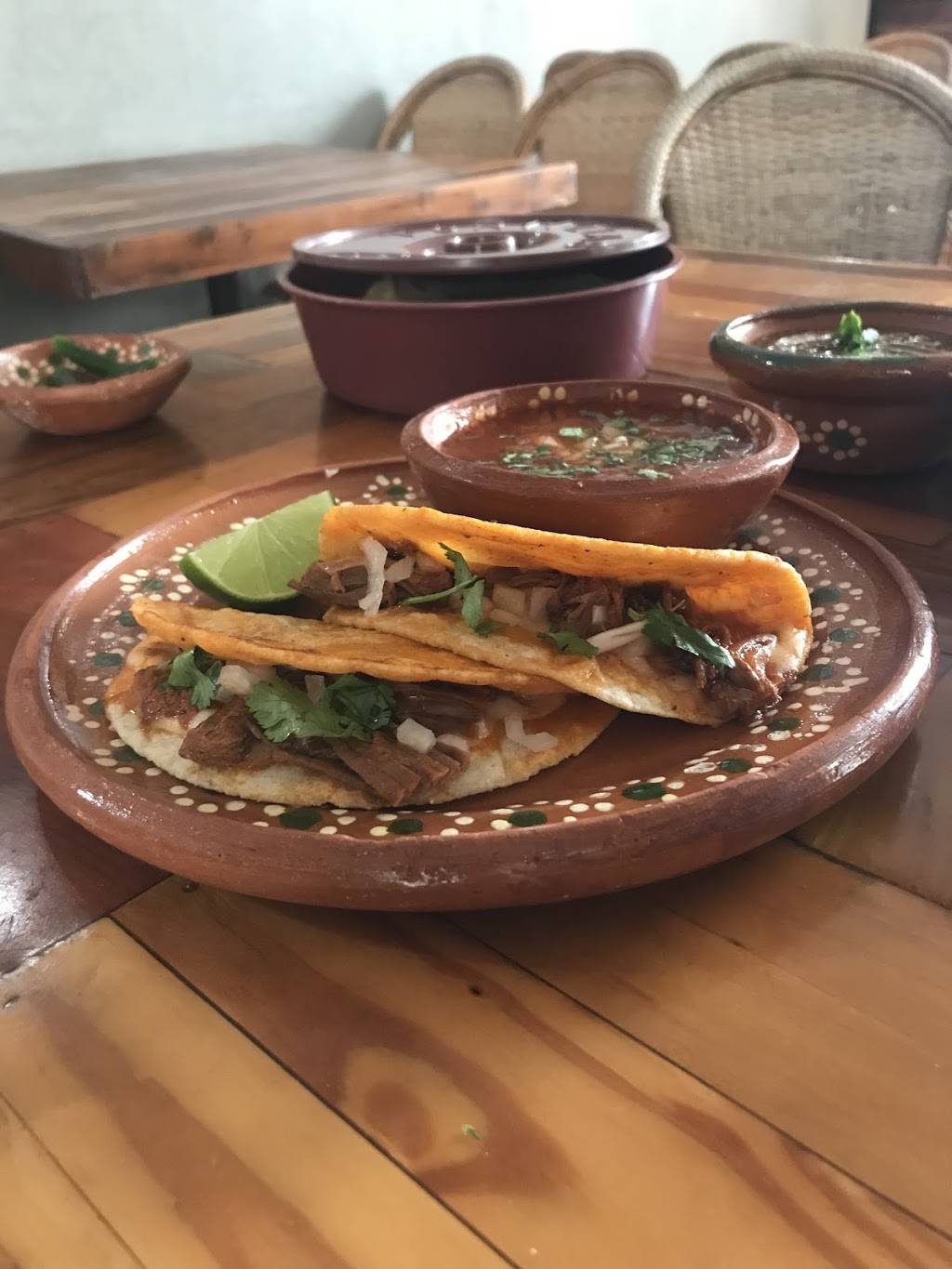 La Esquina | restaurant | 9896 MacArthur Blvd, Oakland, CA 94605, USA | 5109575099 OR +1 510-957-5099