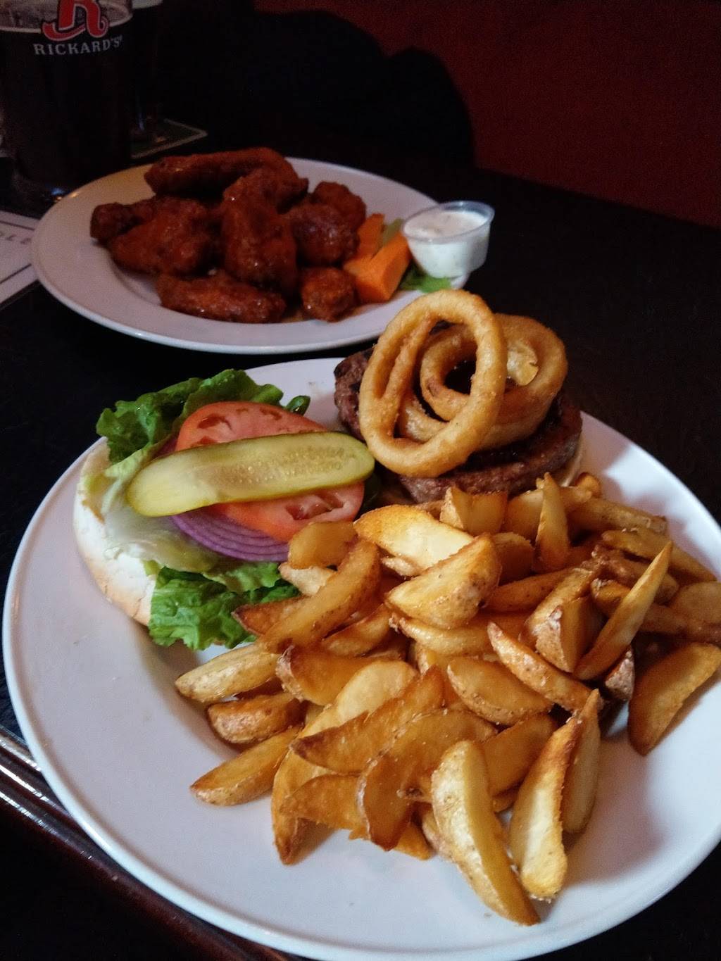 Fox & Fiddle | restaurant | 1285 Finch Ave W, North York, ON M3J 2G5, Canada | 4166331286 OR +1 416-633-1286