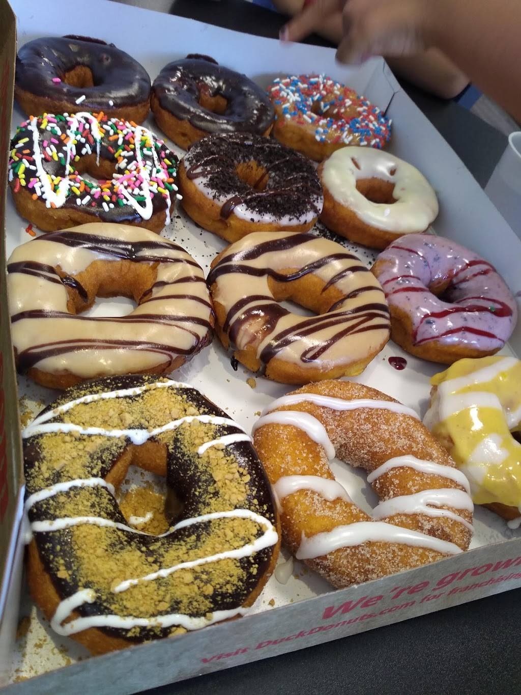 Duck Donuts | bakery | 100 Siena Dr #220, Pittsburgh, PA 15241, USA | 4128333825 OR +1 412-833-3825