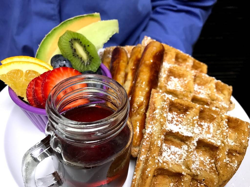 The Apron Cafe | cafe | 355 Gabreski Airport, Westhampton Beach, NY 11978, USA | 6316849996 OR +1 631-684-9996