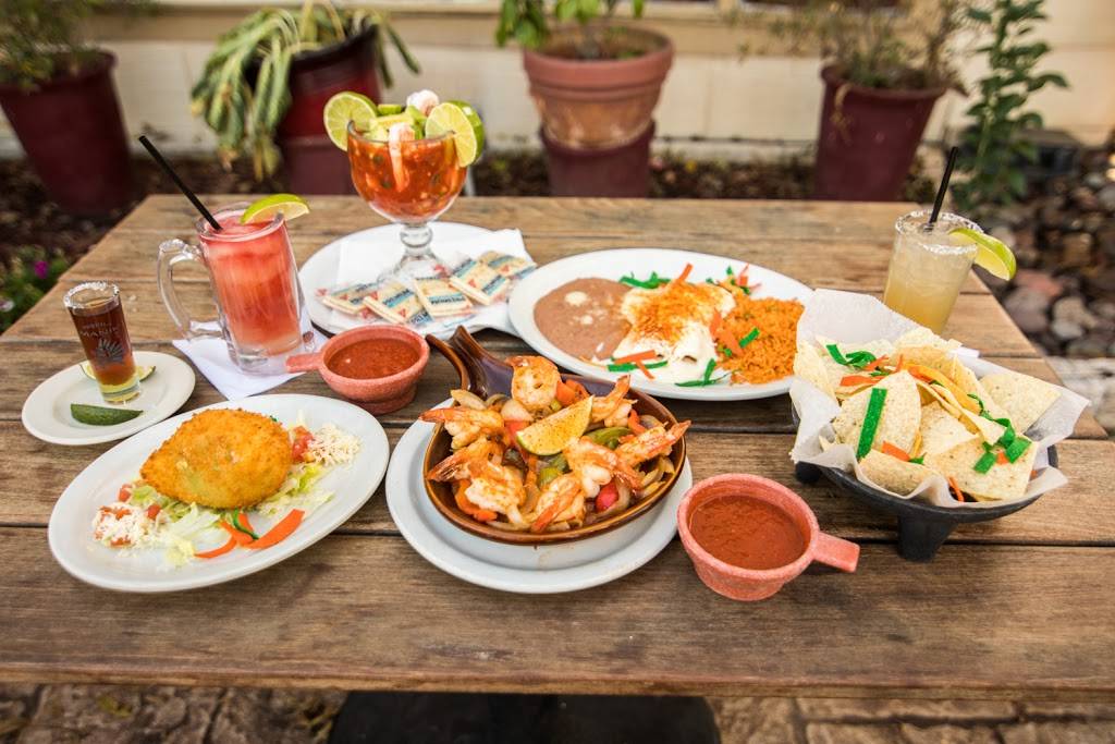 Esparzas Restaurante Mexicano | restaurant | 124 E Worth St, Grapevine, TX 76051, USA | 8174814668 OR +1 817-481-4668