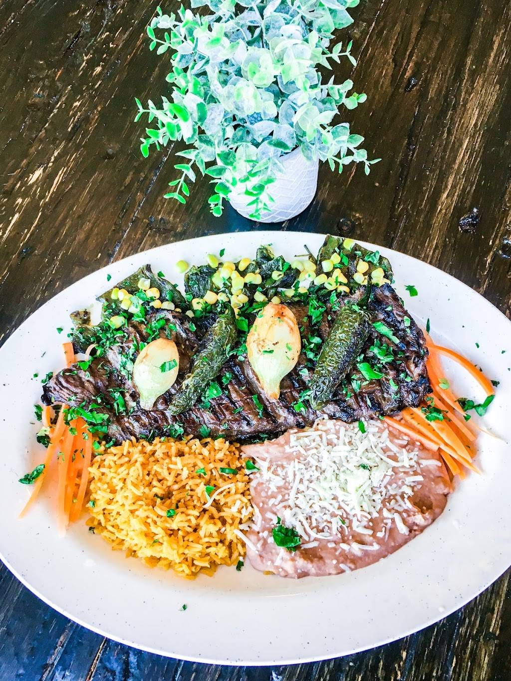 Americanos | restaurant | 11060 S Western Ave, Chicago, IL 60655, USA | 7739416787 OR +1 773-941-6787