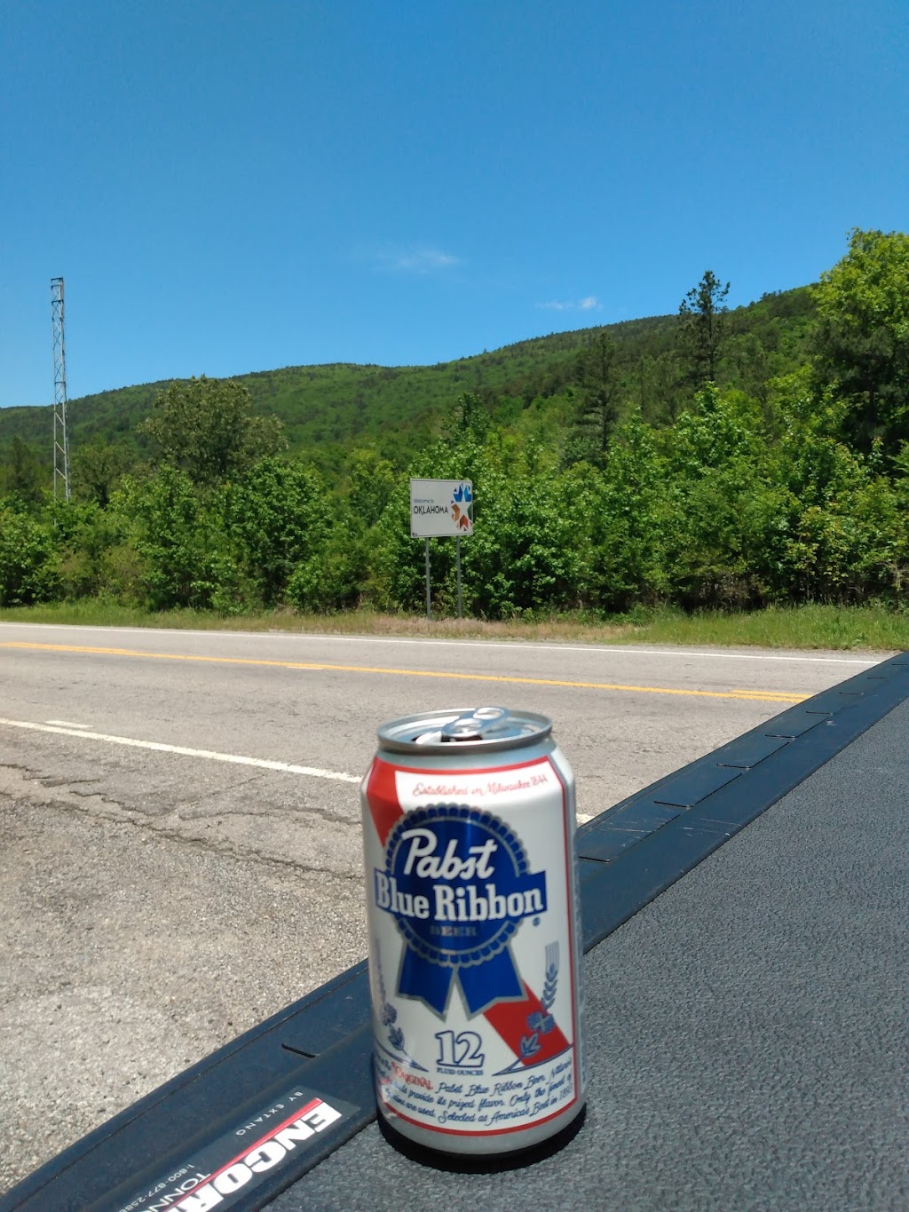 State Line Tavern/ State Line Beer Box | restaurant | 3205-3499, US-270, Mena, AR 71953, USA | 4793947453 OR +1 479-394-7453