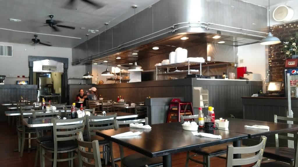 Sweetwater Cafe | restaurant | 137 N Market St, Charleston, SC 29401, USA | 8437237121 OR +1 843-723-7121