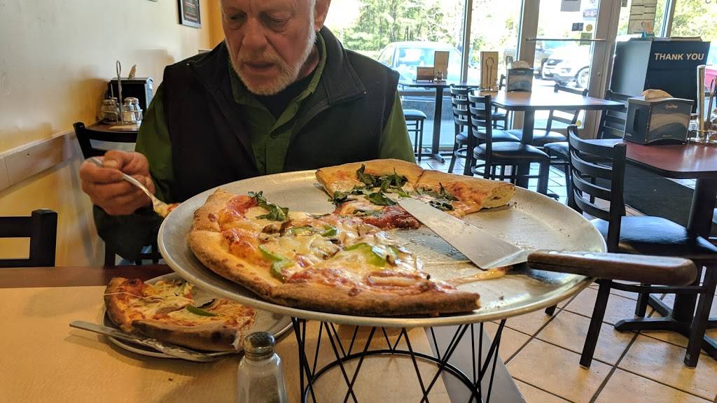 Nickys Pizzeria & Italian Restaurant | restaurant | 2 Park of Commerce Blvd Suite C, Savannah, GA 31405, USA | 9123580248 OR +1 912-358-0248