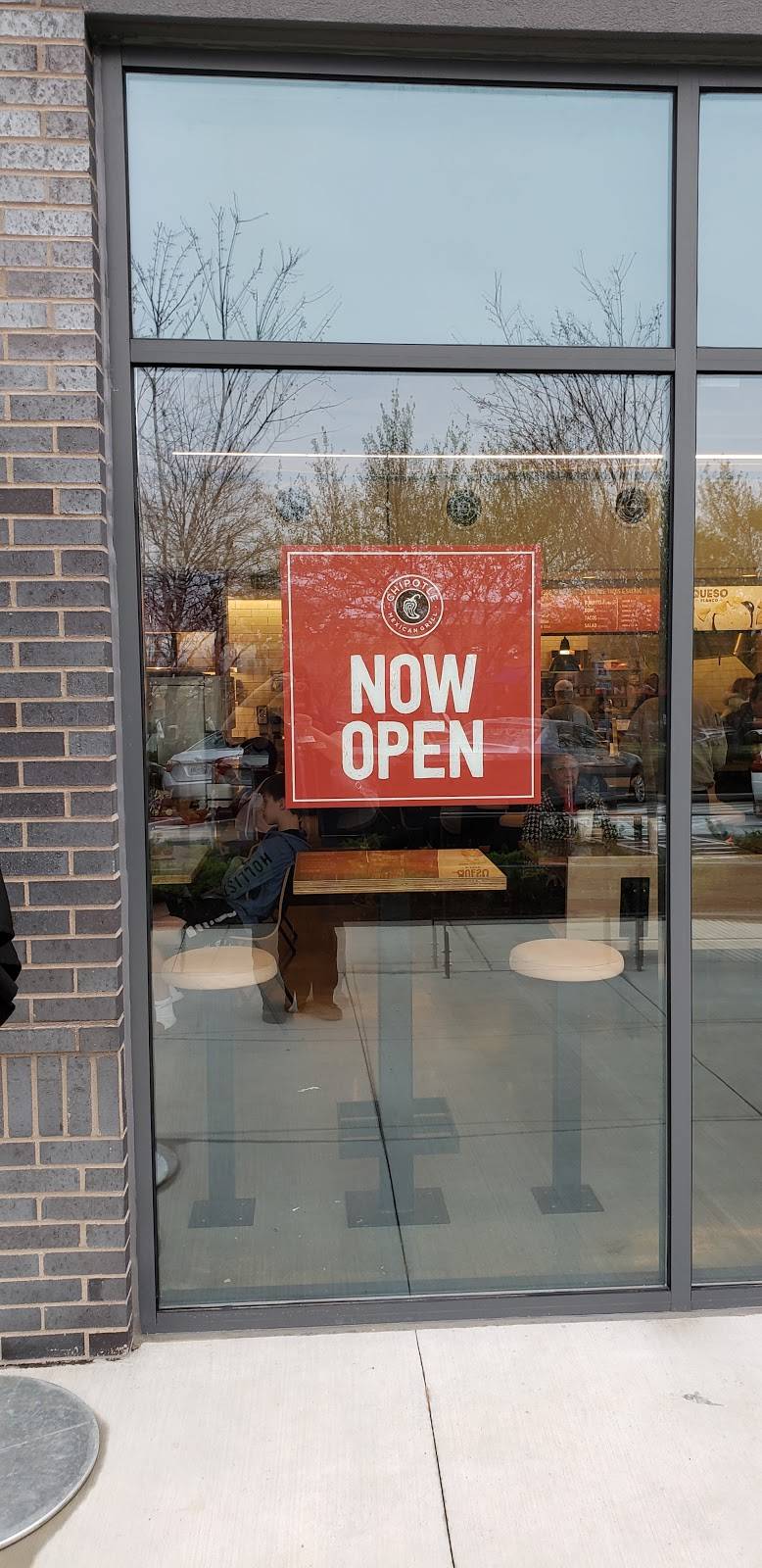 Chipotle Mexican Grill | restaurant | 214 Indian Lake Blvd, Hendersonville, TN 37075, USA | 6153480188 OR +1 615-348-0188