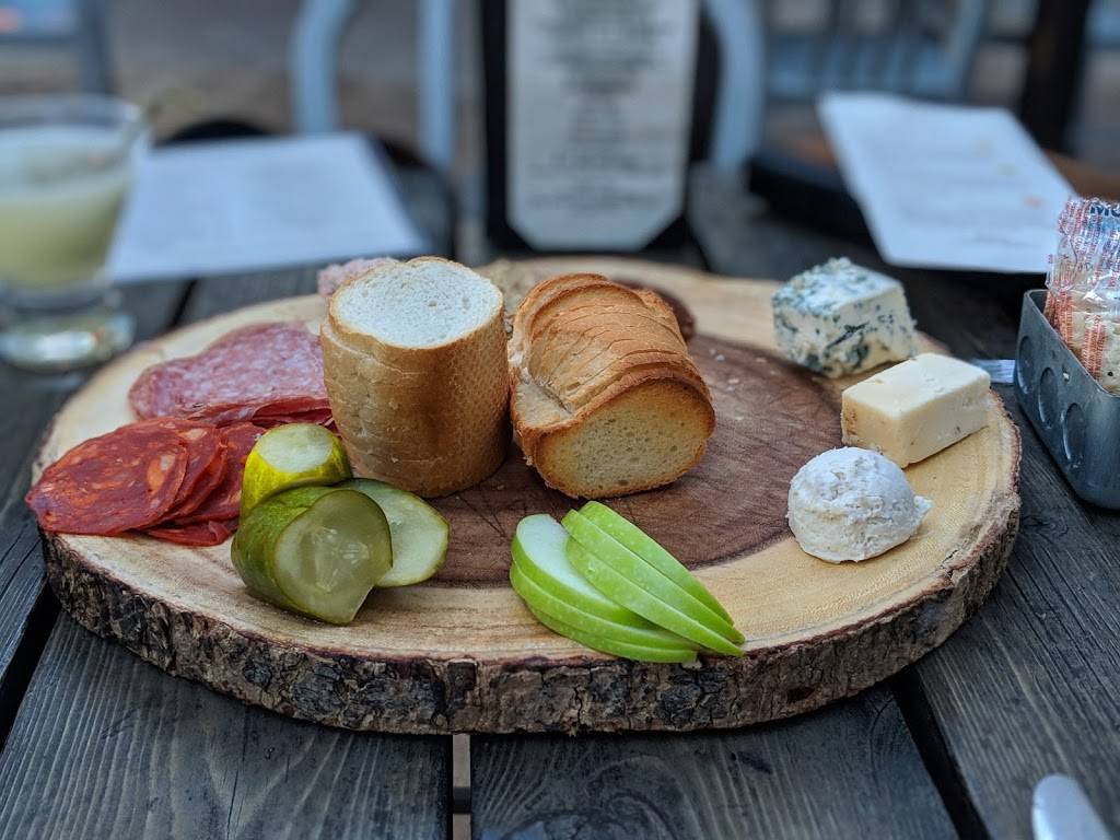 District Kitchen + Cocktails | restaurant | 5900 W Slaughter Ln D, Austin, TX 78749, USA | 5123518436 OR +1 512-351-8436