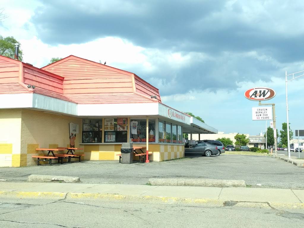 A&W Restaurant | restaurant | 4100 Twelve Mile Rd, Berkley, MI 48072, USA | 2485477126 OR +1 248-547-7126