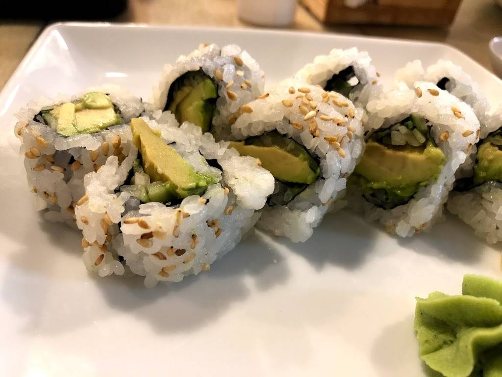 Sachi Sushi | restaurant | 7980 Niwot Rd, Market, Niwot, CO 80503, USA | 3036520238 OR +1 303-652-0238