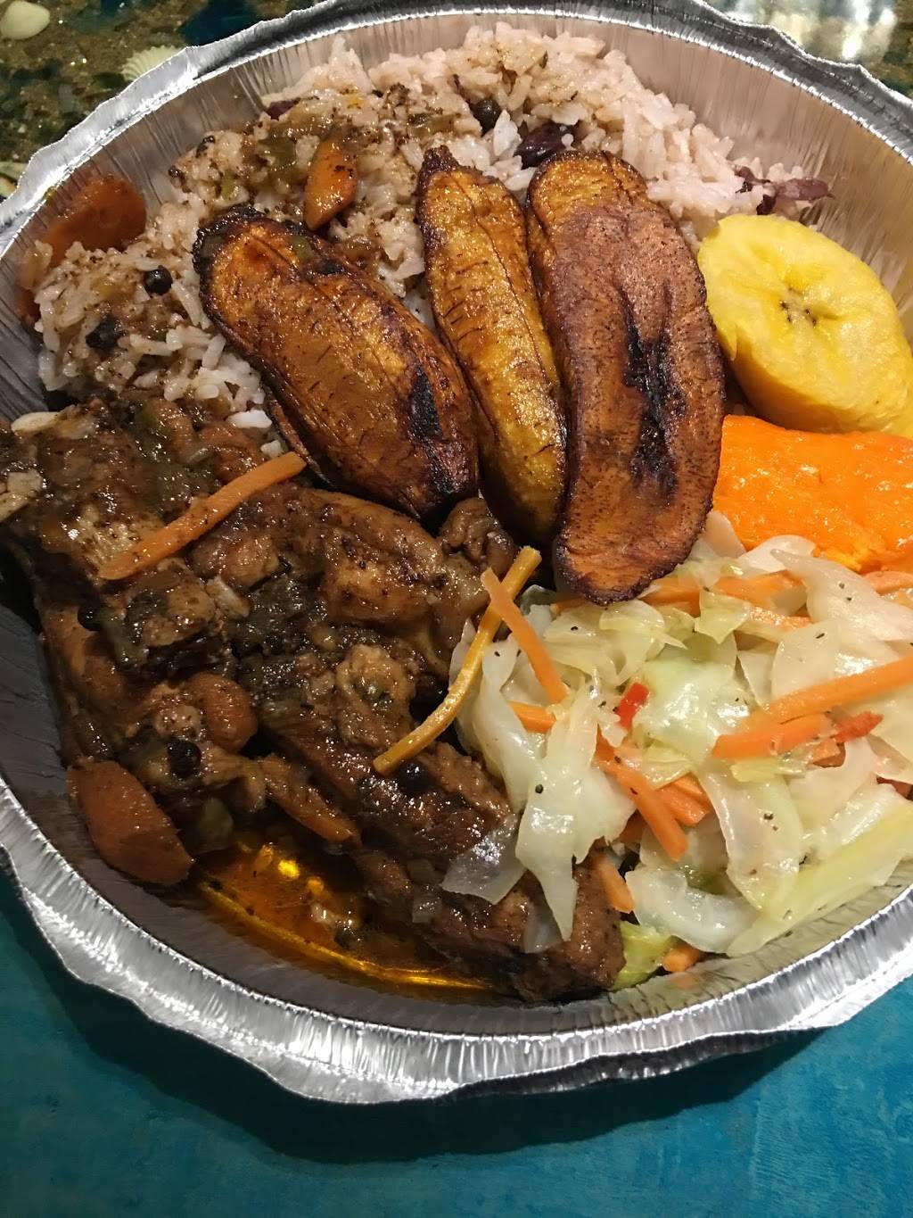 Jewels Caribbean Restaurant & Bar | restaurant | 2230 N Doctor M.L.K. Jr Dr, Milwaukee, WI 53212, USA | 4145850678 OR +1 414-585-0678