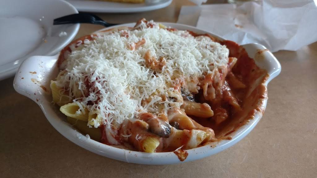 Fazolis | restaurant | 1310 3rd Ave, Huntington, WV 25701, USA | 3046979908 OR +1 304-697-9908