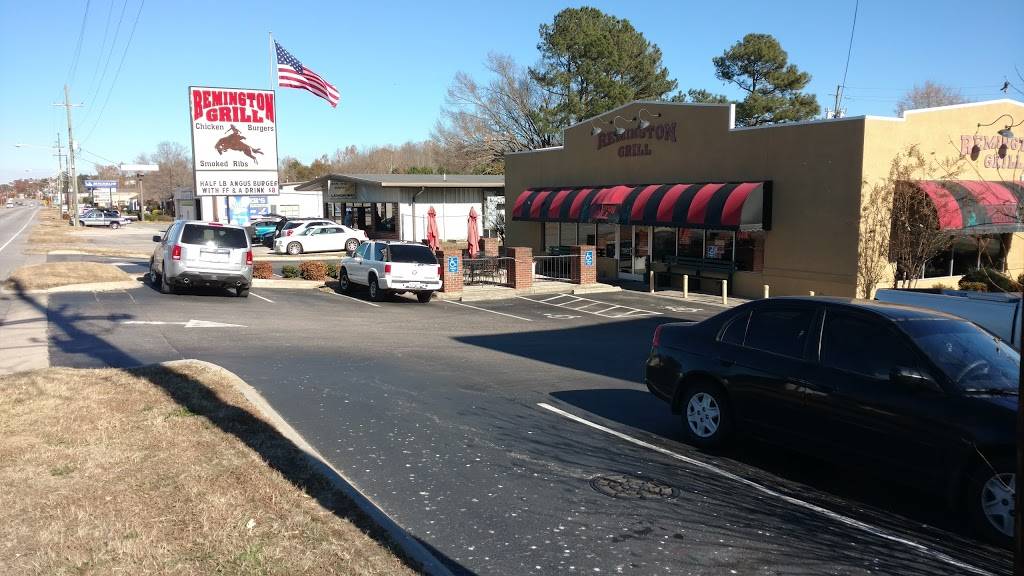 Remington Grill Burgers & BBQ | restaurant | 309 S Bickett Blvd, Louisburg, NC 27549, USA | 9194967005 OR +1 919-496-7005