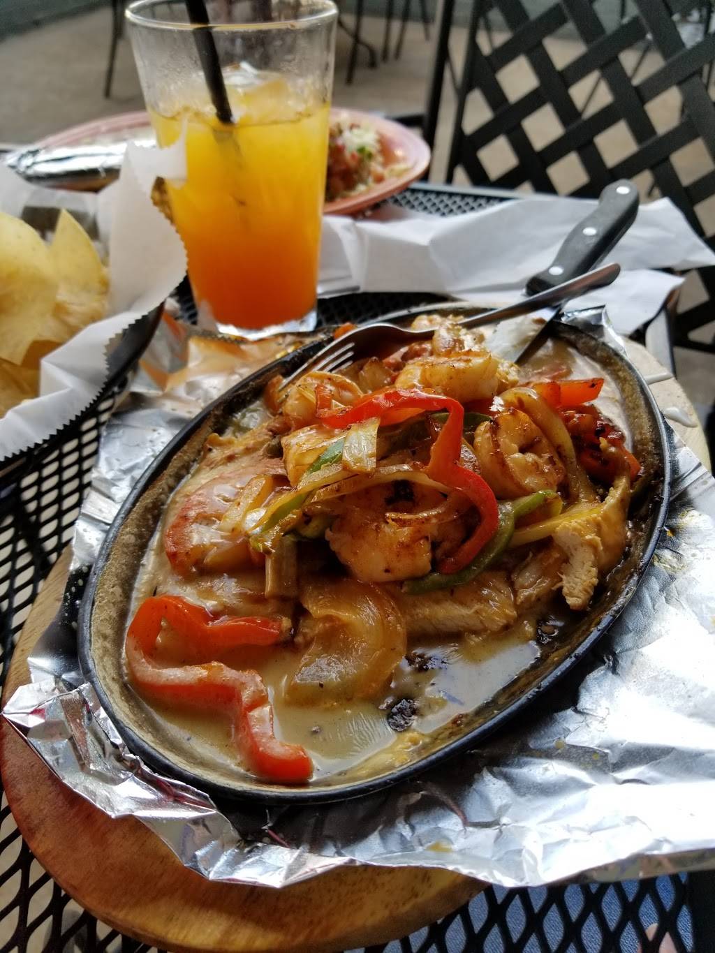 El Sol Mexican Restaurant | restaurant | 1105 Broadway St, Cape Girardeau, MO 63701, USA | 5738032775 OR +1 573-803-2775