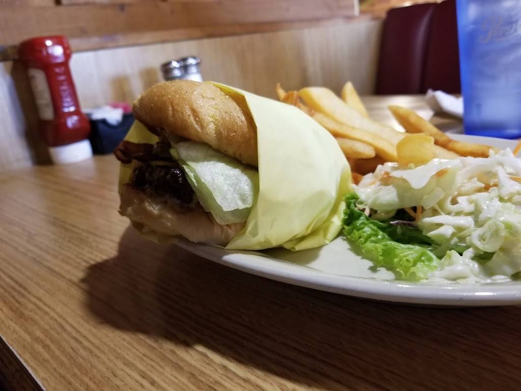 Steer n Stein Restaurant | restaurant | 3104 W Florida Ave, Hemet, CA 92545, USA | 9516586838 OR +1 951-658-6838