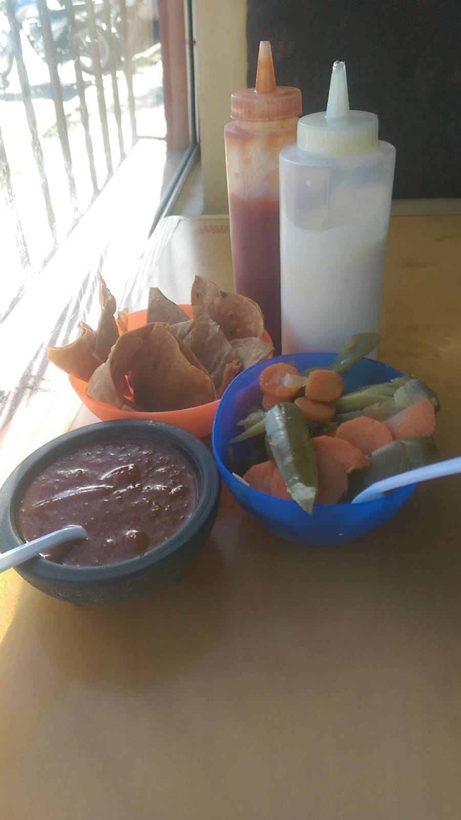 tortas charly | restaurant | Vista Costera 2214, Rancho Chula Vista, 22707 Rosarito, B.C., Mexico | 016616163640 OR +52 661 616 3640