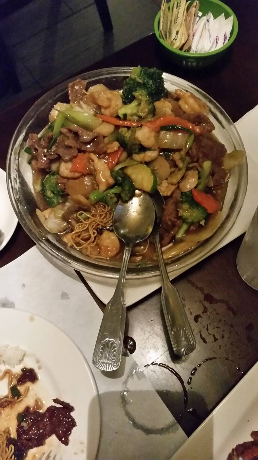 The Little Kitchen Asian Cafe | restaurant | 24831 Del Prado Ave, Dana Point, CA 92629, USA | 9492767799 OR +1 949-276-7799