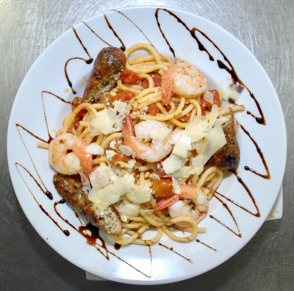 Frederickas Restaurant and the Loose Moose Bar & Grille | restaurant | Baxter Park Rd, Millinocket, ME 04462, USA | 2077238391 OR +1 207-723-8391