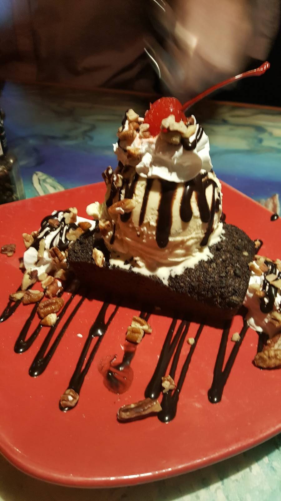 Jimmys Island Grill & Iguana Bar | restaurant | 2303 N Mayfair Rd, Wauwatosa, WI 53226, USA | 4148372121 OR +1 414-837-2121