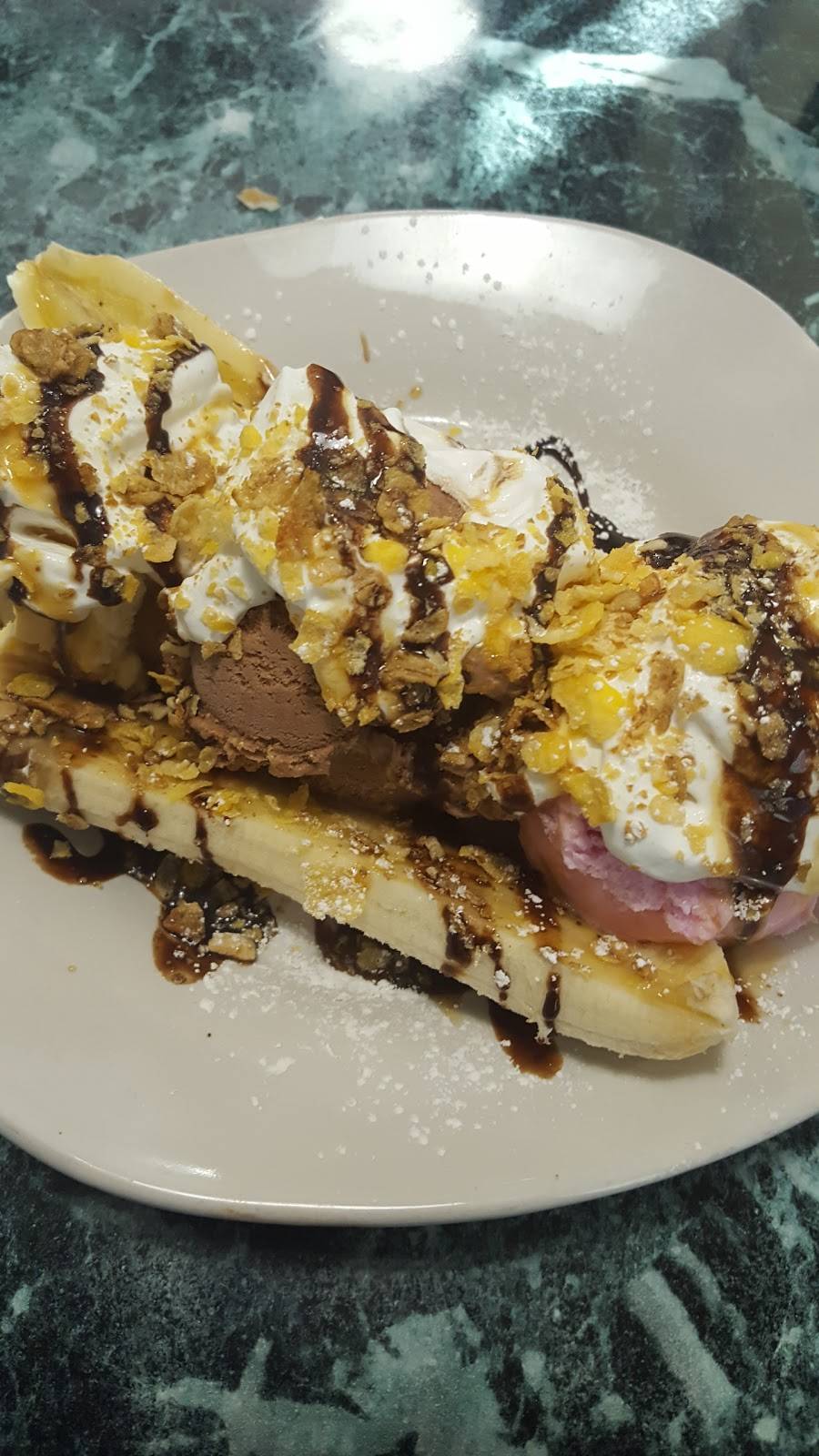 Fiesta Mexicana | restaurant | 530 W 16th St E, Merced, CA 95340, USA | 2097222772 OR +1 209-722-2772